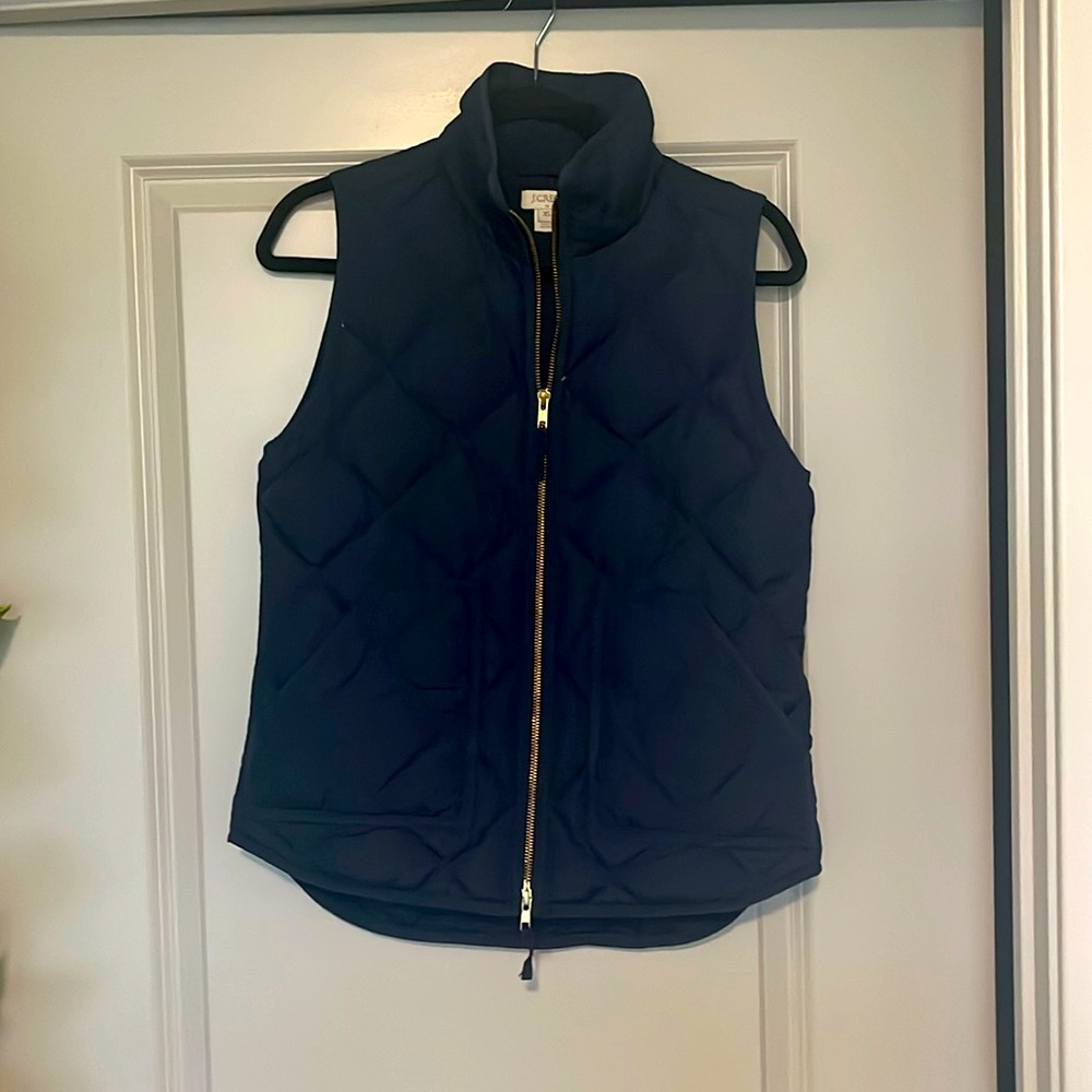 Jcrew quilted vest, size xs, dark blue color